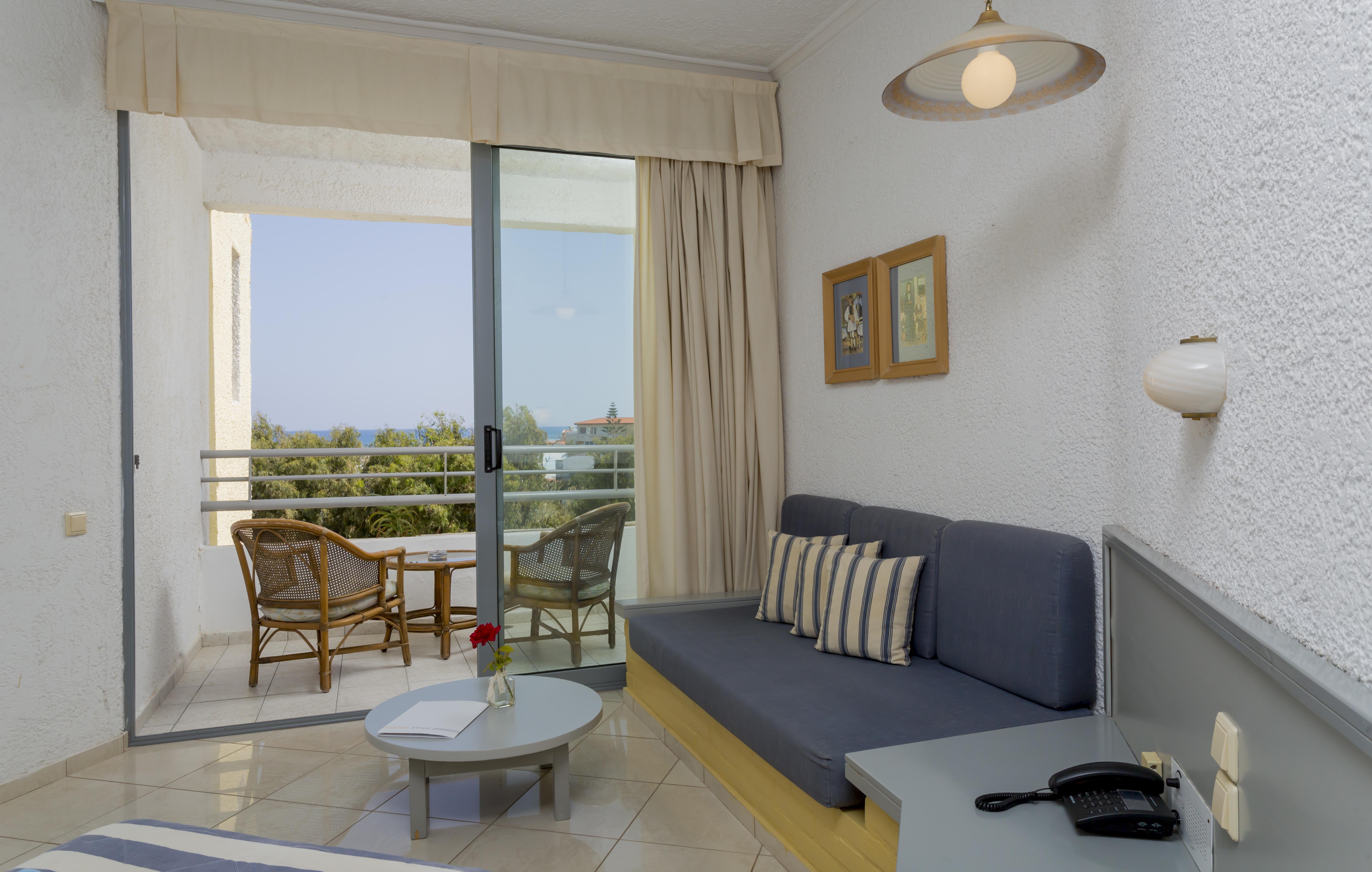 Dessole Dolphin Bay Hotel Amoudara  Exterior photo
